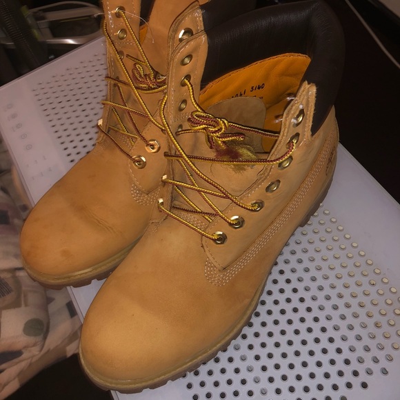 Timberlands size 9.5 - Picture 7 of 7